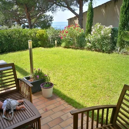 Avec Jardin Vue Sur 2 Etoiles *